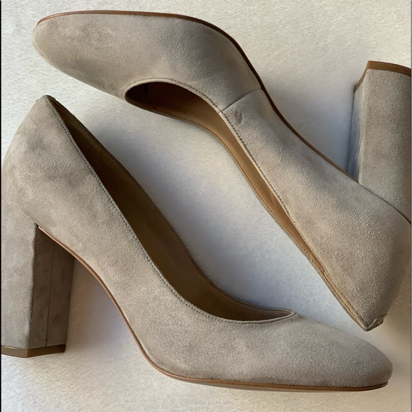Sam Edelman Gray Suede Pumps / Size 9 - Picture 5 of 6